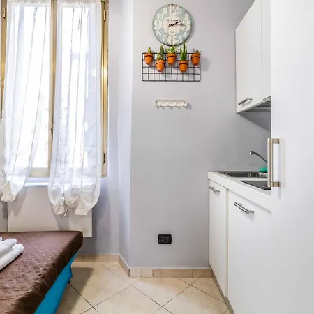 Domusmi Alessi Apartment Milan Exterior photo